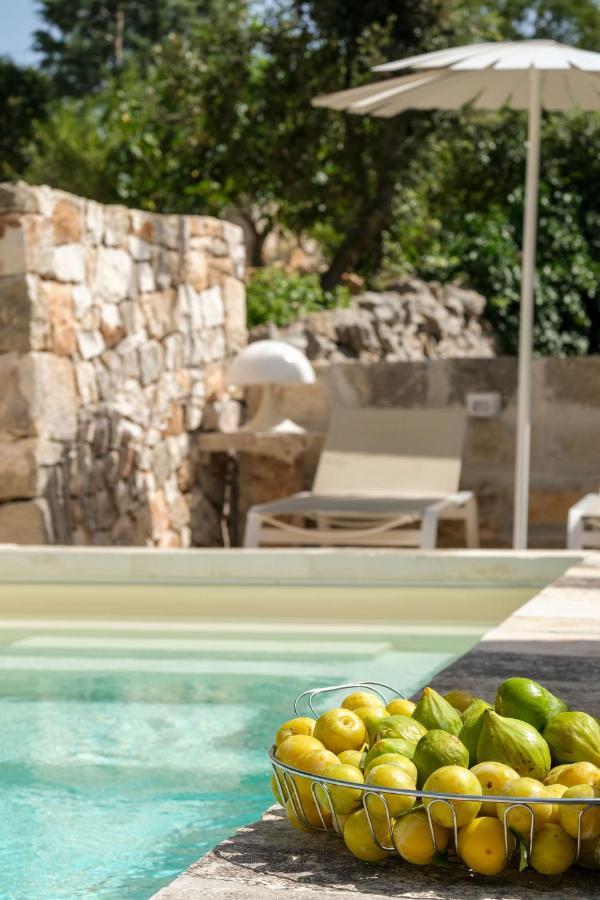 Truloco Nuzzi - Luxury Domus Villa Locorotondo Exterior photo